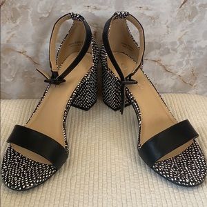 NWOT CL by Chinese Laundry Dress Sandals / Heels